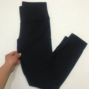 Lululemon 3/4 black legging